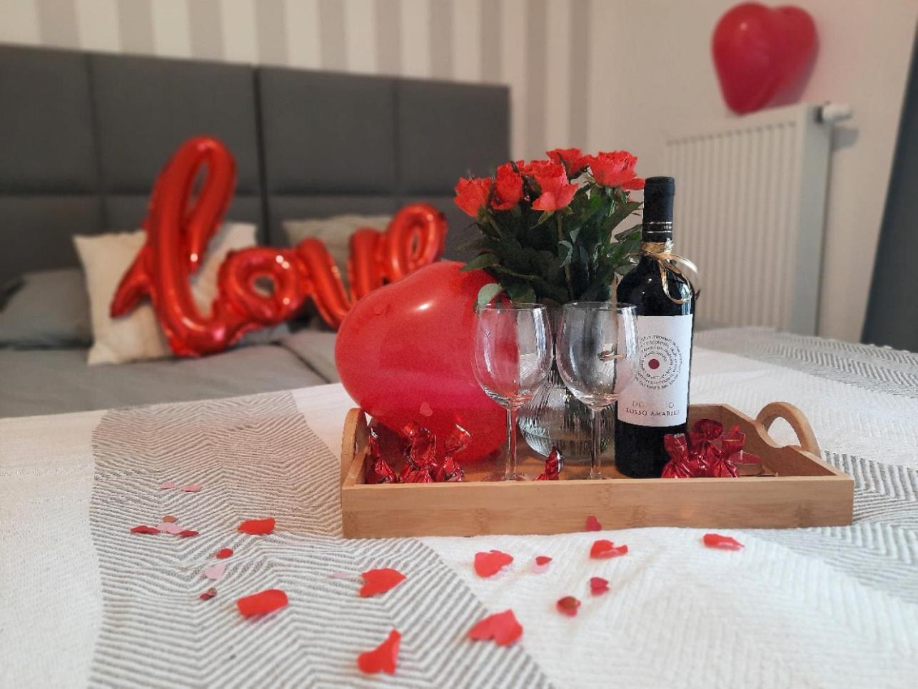 Royal Smart Apartments Cracow Красков Екстериор снимка