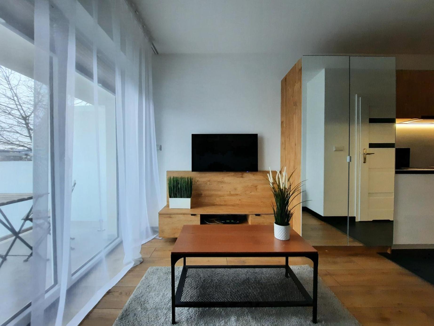 Royal Smart Apartments Cracow Красков Екстериор снимка