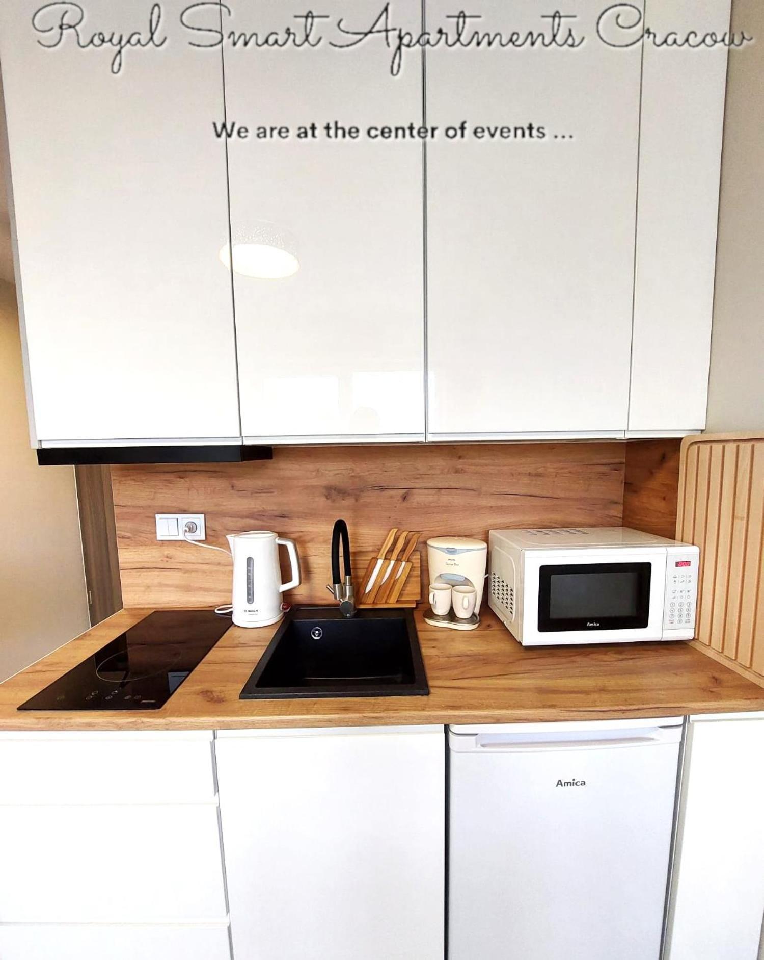 Royal Smart Apartments Cracow Красков Екстериор снимка