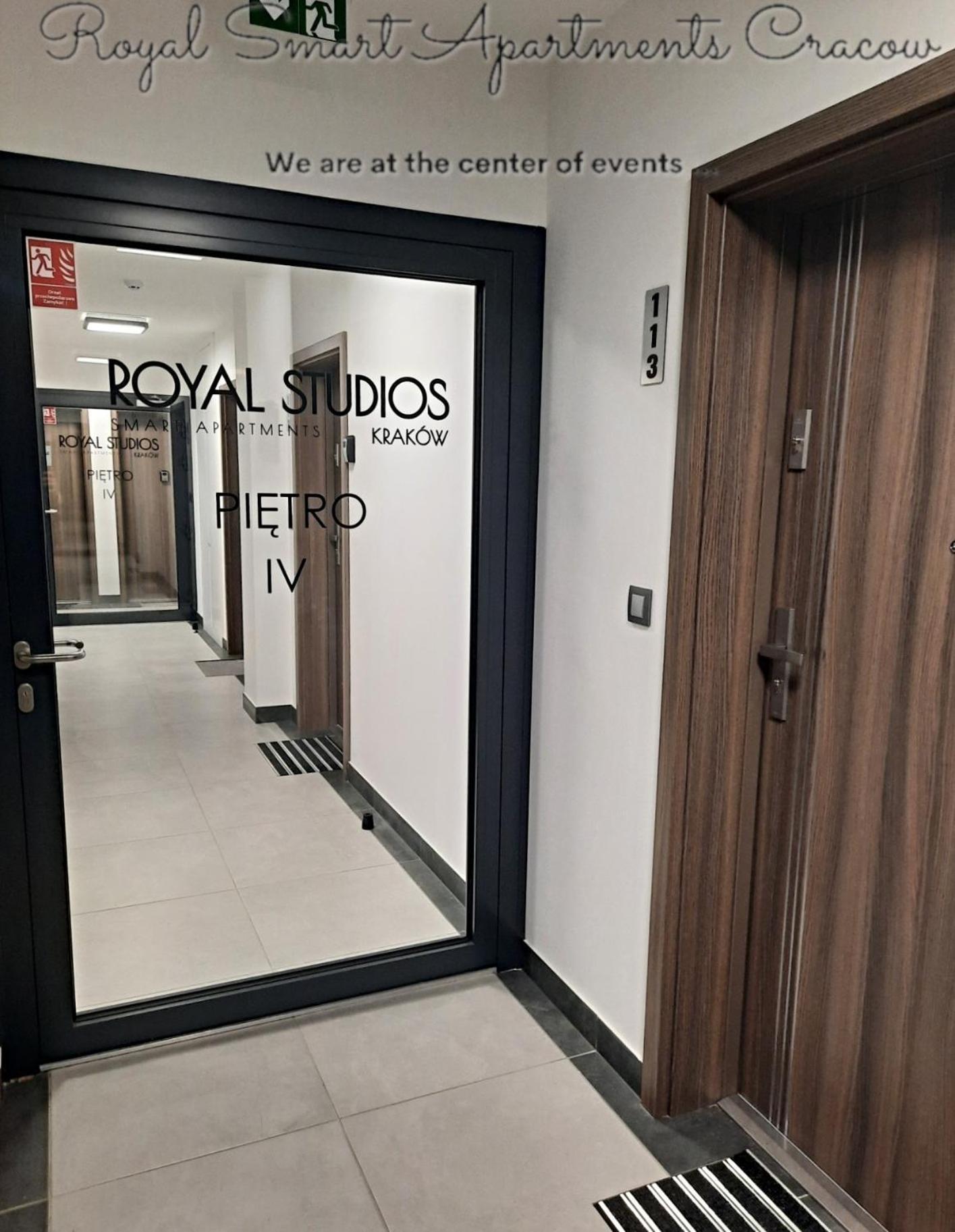 Royal Smart Apartments Cracow Красков Екстериор снимка