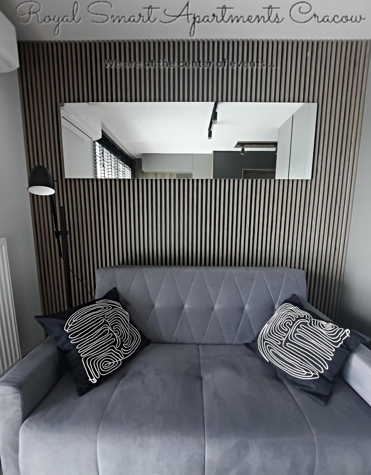 Royal Smart Apartments Cracow Красков Екстериор снимка