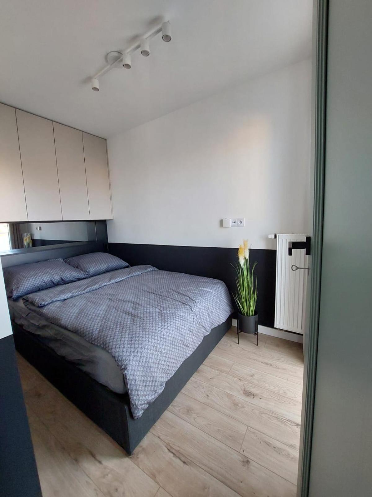Royal Smart Apartments Cracow Красков Екстериор снимка